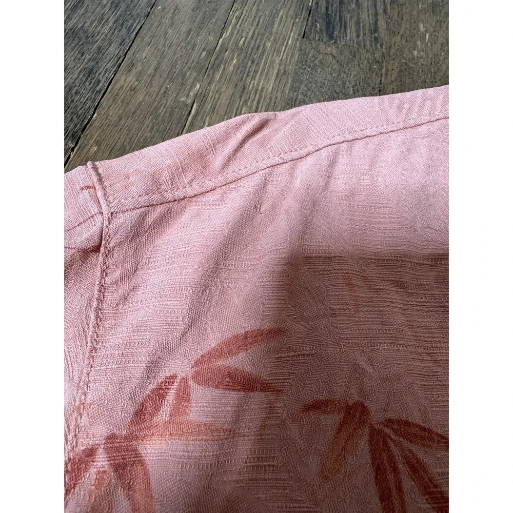 Tommy Bahama Mens XL 100% Silk Short Sleeve Button Up Shirt Salmon Palm